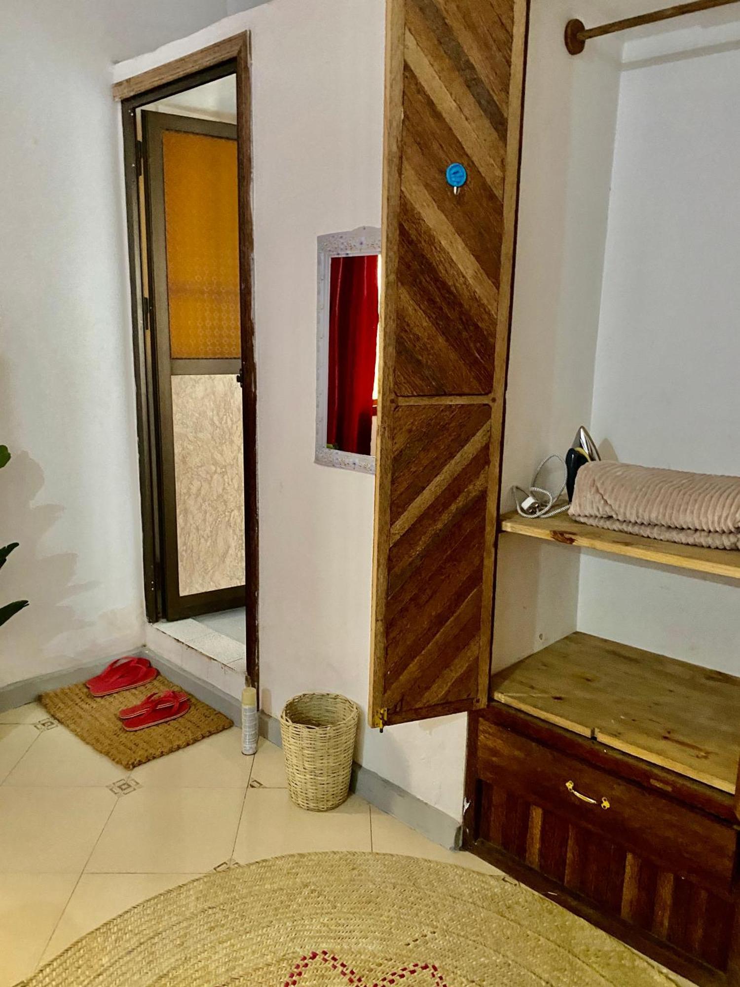 Nomad Cave- Stonetown Hotel Zanzibar Bagian luar foto
